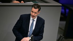 FDP-Vorstand tritt geschlossen zur&uuml;ck - D&uuml;rr will erneut als Chef antreten