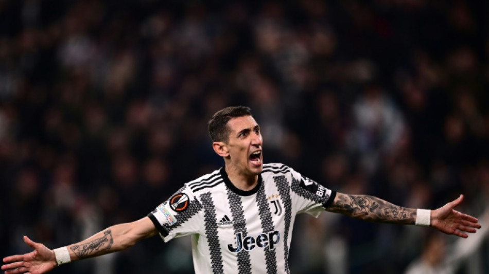Di Mar&iacute;a anuncia sa&iacute;da da Juventus