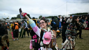 Glastonbury abre as portas em ano marcado por controv&eacute;rsia envolvendo grupo de rap