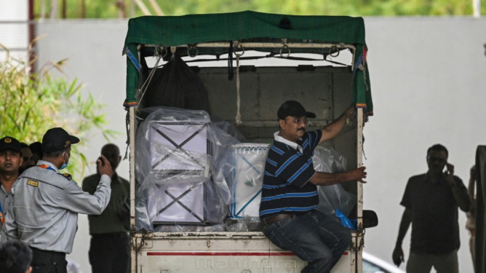 &Iacute;ndia prossegue com processo de identifica&ccedil;&atilde;o das v&iacute;timas de acidente a&eacute;reo