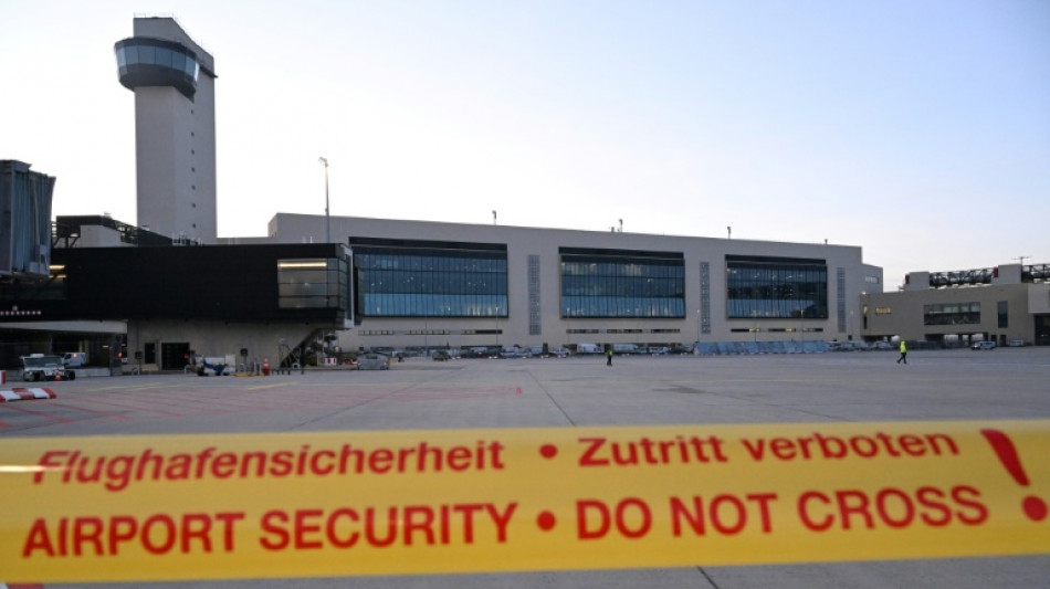 Bundesarbeitsgericht: Fluggastkontrolleurin darf Kopftuch tragen