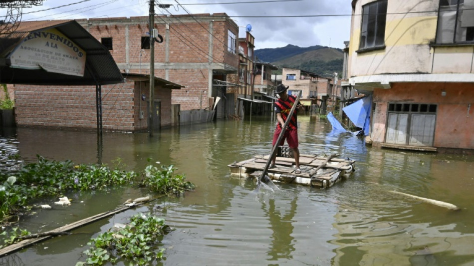 Trop d'eau: un village de Bolivie englouti par le climat et la fi&egrave;vre de l'or