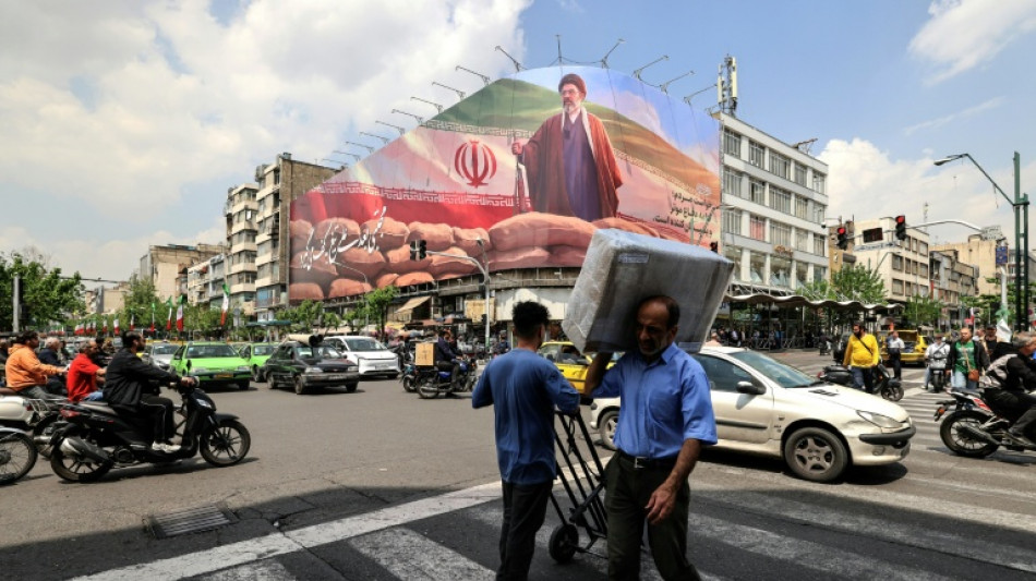 Trump estende tr&eacute;gua e afirma que o Ir&atilde; est&aacute; em 'colapso financeiro'