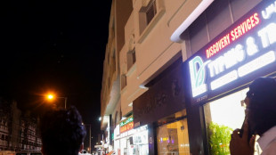 Ir&aacute;n ataca una base de EEUU en Catar y Trump llama a la "paz"