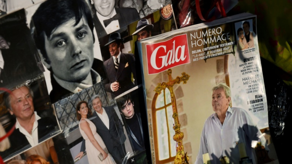 Loin des projecteurs, Alain Delon inhum&eacute; samedi en toute intimit&eacute; dans sa propri&eacute;t&eacute;