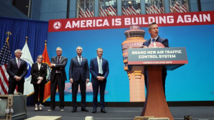 US unveils ambitious air traffic control upgrade