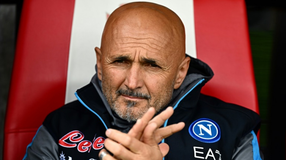 'Cansado', Spaletti confirma sa&iacute;da do Napoli ao fim da temporada