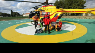 Raggiunto dai soccorritori speleologo intrappolato in grotta in Sardegna