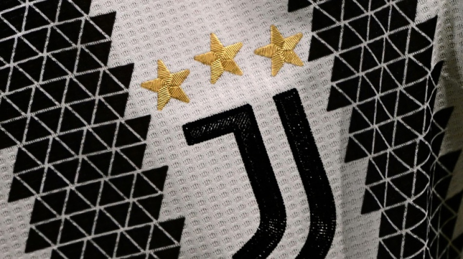 Retirada de 15 pontos da Juventus &eacute; suspensa e puni&ccedil;&atilde;o ser&aacute; reavaliada