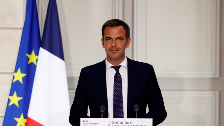 Covid-19 : "Sur les masques, nous nous sommes tromp&eacute;s", s'excuse Olivier V&eacute;ran