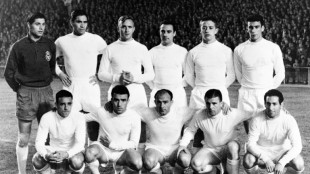 Muere Jos&eacute; Emilio Santamar&iacute;a, leyenda del Real Madrid de Di St&eacute;fano