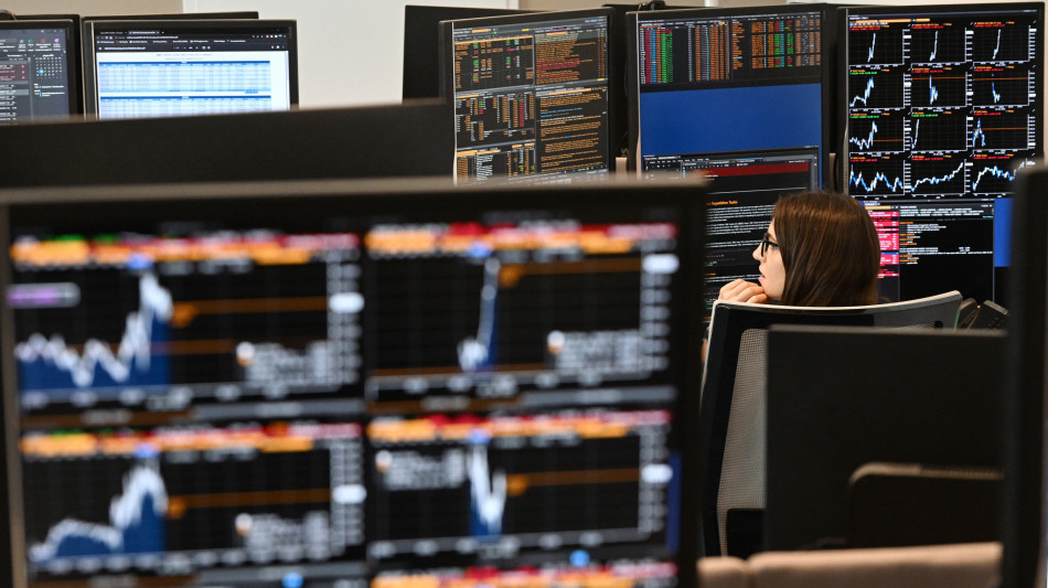 Borsa: prosegue debole la seduta in Europa