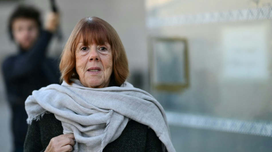 Franc&ecirc;s que submetia esposa a estupros era 'bom pai e av&ocirc;', diz sua advogada