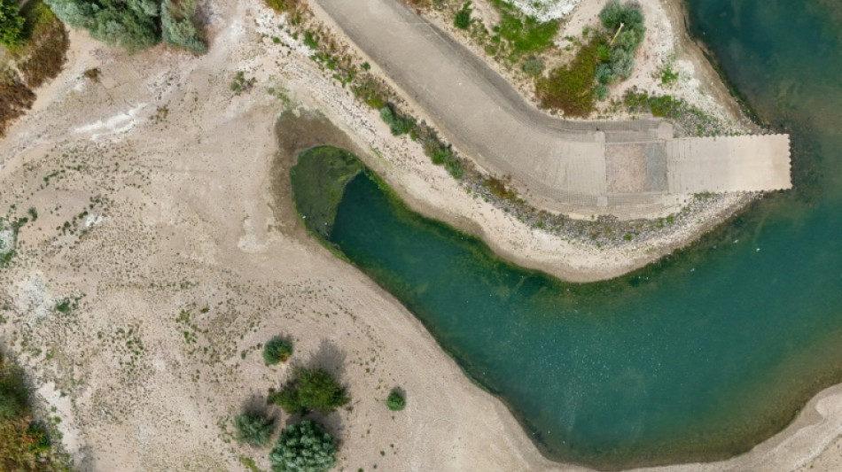 Niedrigwasser gef&auml;hrdet laut &Ouml;konomen deutsches Wirtschaftswachstum