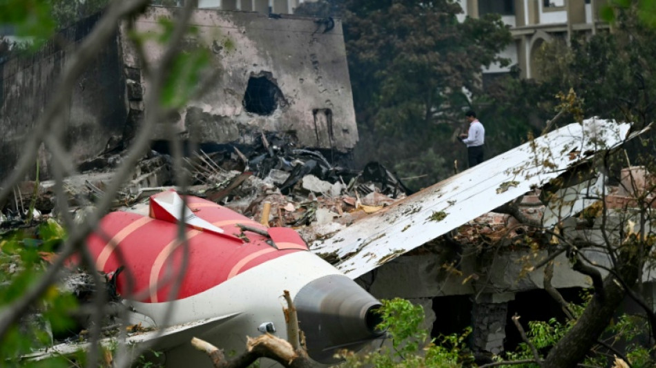 Weltweit 418 Tote durch Flugzeugabst&uuml;rze im vergangenen Jahr