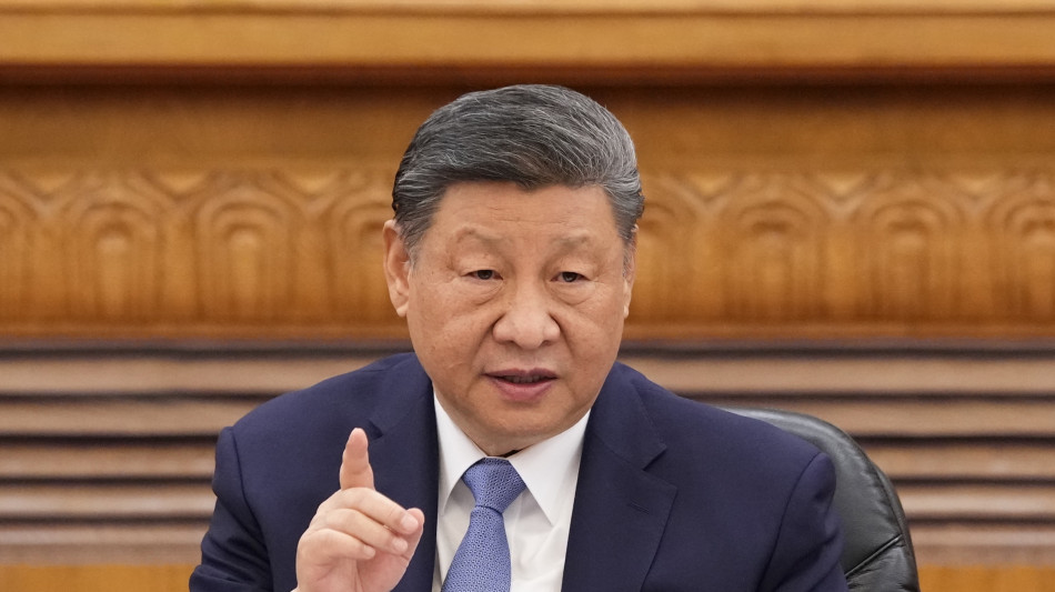 Xi, 'rafforzare i legami strategici con i Paesi vicini'