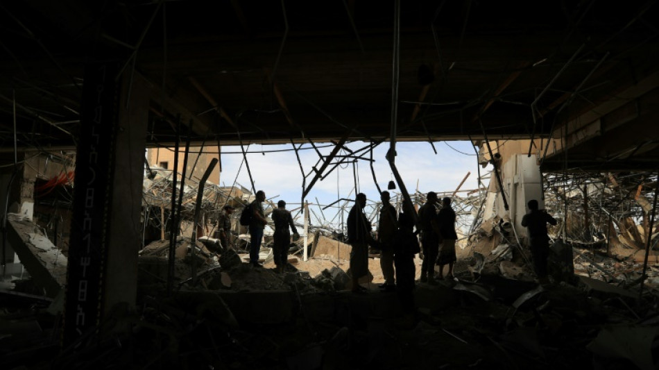 Los hut&iacute;es seguir&aacute;n atacando barcos israel&iacute;es frente a Yemen, afirma un responsable de los rebeldes