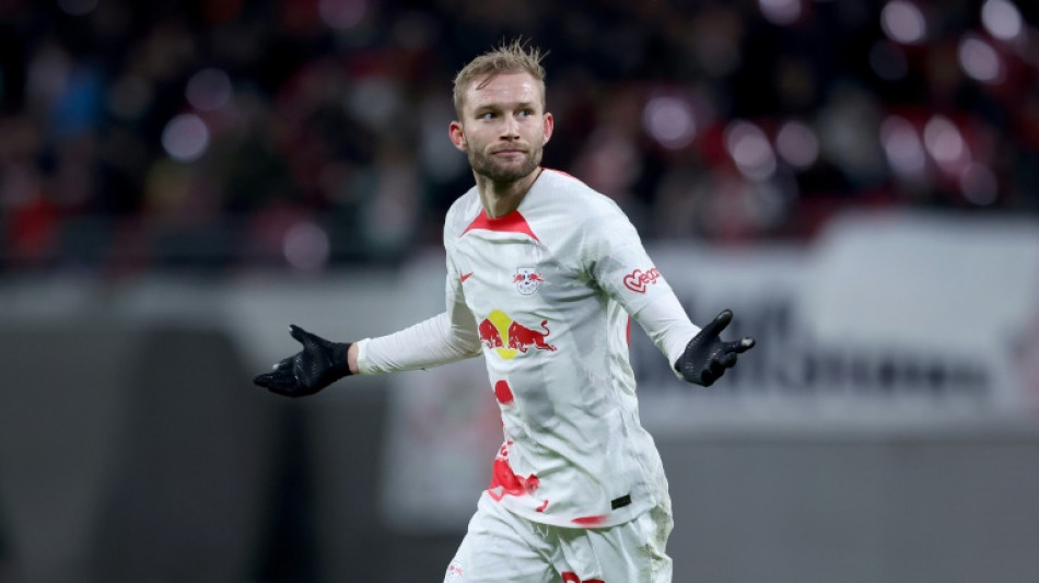 Bayern oficializa contrata&ccedil;&atilde;o do austr&iacute;aco Konrad Laimer