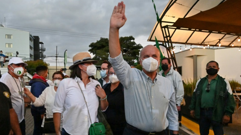 Ex-Staatschef Figueres liegt bei Präsidentenwahl in Costa Rica in Führung