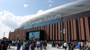 Everton inaugura seu novo est&aacute;dio com vit&oacute;ria sobre o Brighton (2-0)