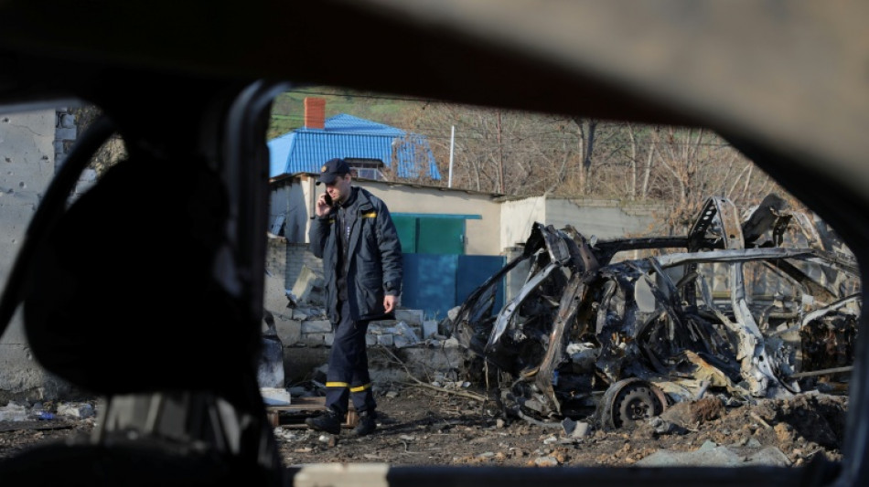 Zelensky consulta aliados europeus sobre plano dos EUA favorável à Rússia