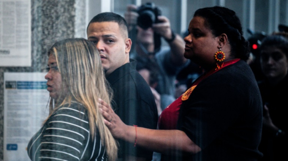 Salvadoreño símbolo de política migratoria de Trump detenido para ser deportado a Uganda