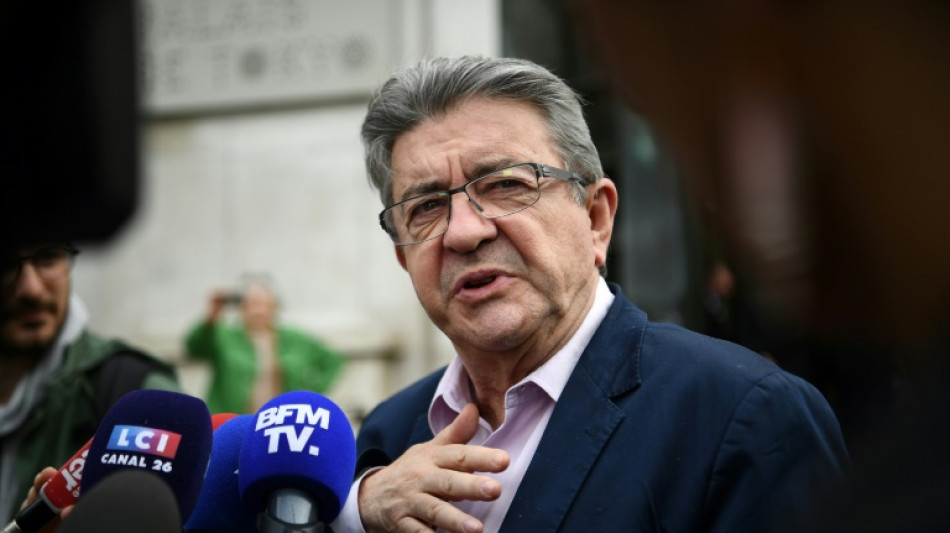 L&eacute;gislatives: intenses n&eacute;gociations &agrave; gauche mais encore des atermoiements