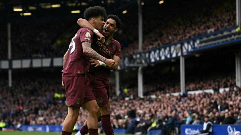 Angleterre: suspense maximal dans la lutte pour l'Europe