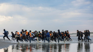 Steep fall in UK net migration figures