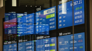 Borsa: Asia contrastata attende l'inflazione negli Stati Uniti