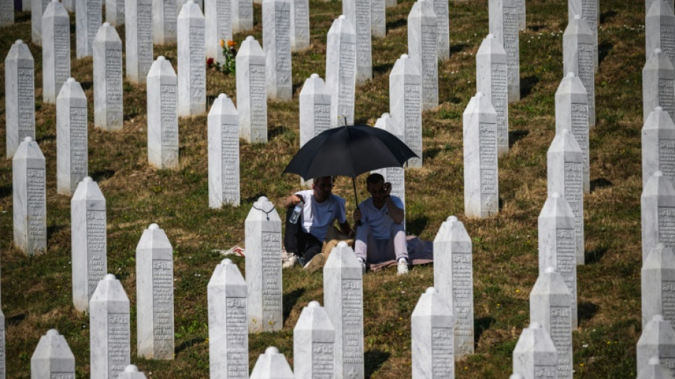 'Com dor na alma', Bósnia relembra os 30 anos do genocídio de Srebrenica