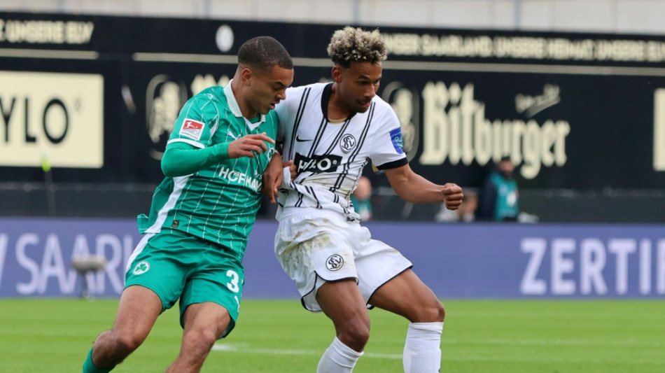 Hattrick von Ebnoutalib: Elversberg zur&uuml;ck an der Spitze