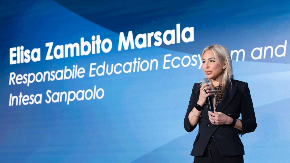 Intesa, 'quasi 2 imprese su 10 hanno gi&agrave; implementato l'IA'