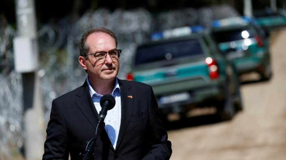 Dobrindt will R&uuml;ckkehrzentren in Drittstaaten vorantreiben - Treffen am Samstag