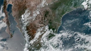 Furacão ganha força ao se aproximar da costa do México