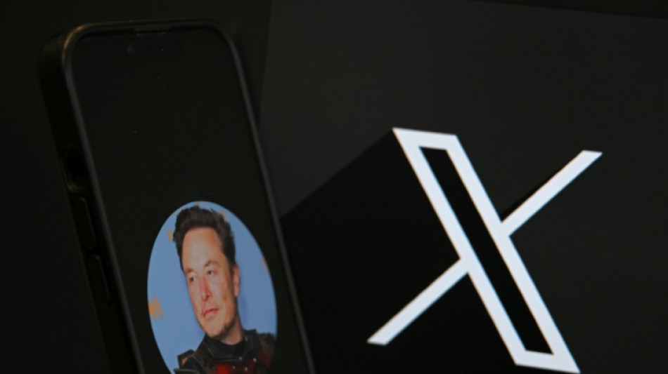 Musk alerta que la red social X sufri&oacute; un "ciberataque masivo"