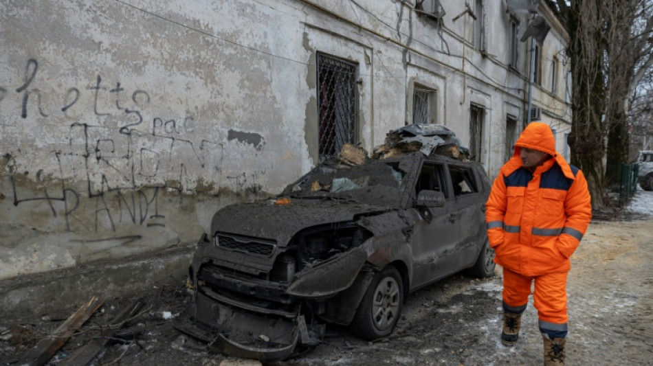 Ucr&acirc;nia, R&uacute;ssia e EUA prosseguem com negocia&ccedil;&otilde;es de paz nos Emirados &Aacute;rabes Unidos