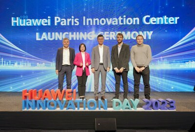 From left to right: Kenneth Fredriksen, Senior Vice President of Huawei Europe, Vicky Zhang, Vice President of Corporate Communications, Antonony Gu, Vice President of Huawei IT Product Line, François Mercier-Tigrine, Scientific Director and Co-Founder of HR Rain, and François KRUTA, Co-Founder and CEO of Ubudu attended the Paris Innovation Center launch ceremony